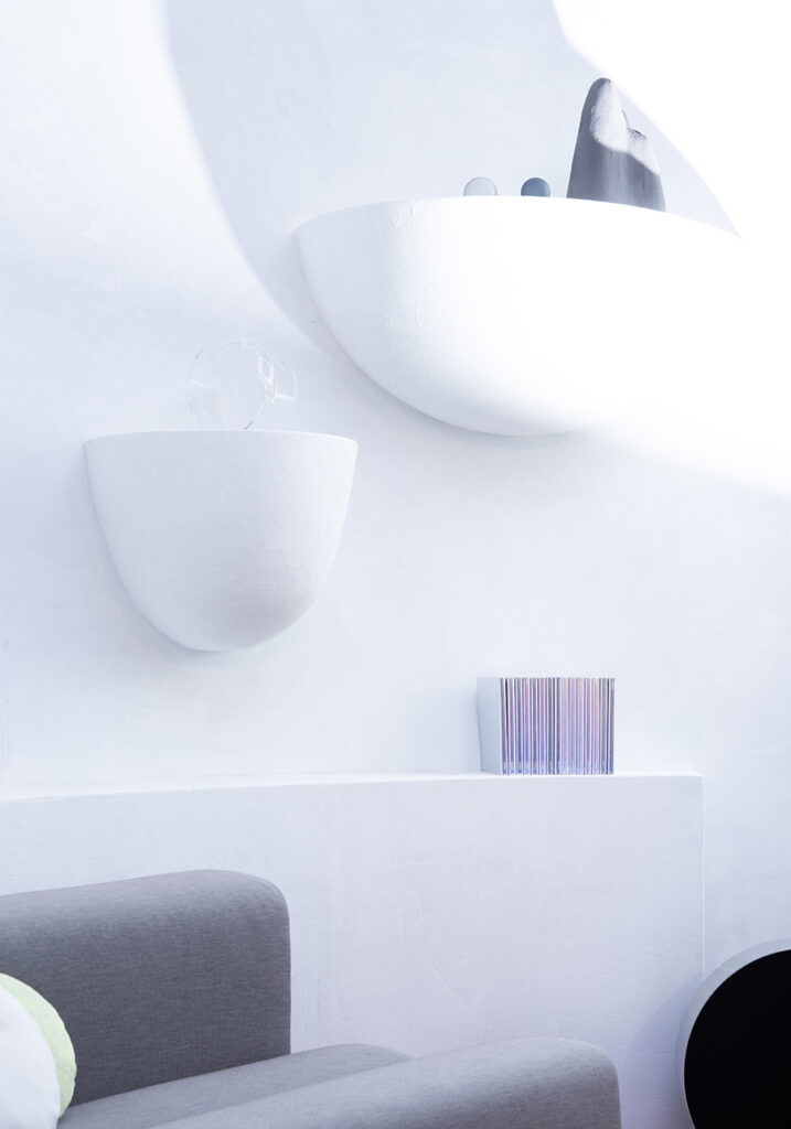 low Active Area_DH 2020_Sofa Osaca by LaCividina_Vulcano by Pulpo_Books by Nunna_Loudspeaker B&O_image by Daniela Trost
